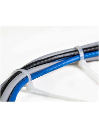 StarTech.com Bridas de 25cm para cables - 4 mm de ancho, 68 mm de diámetro, soportan 22 kg de tensión, de nylon, cierre