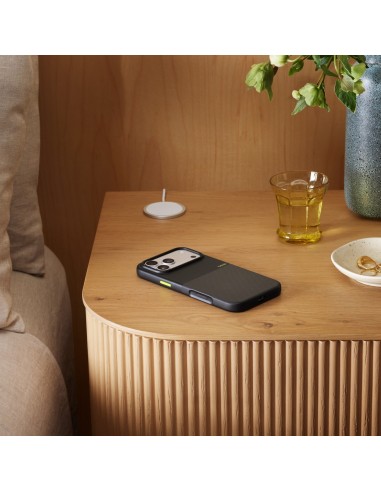 Apple MGJ84LL A funda para teléfono móvil 17,5 cm (6.9") Negro