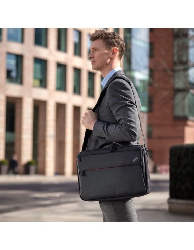 Lenovo 4X40Q26384 maletines para portátil 39,6 cm (15.6") Funda protectora rígida Negro