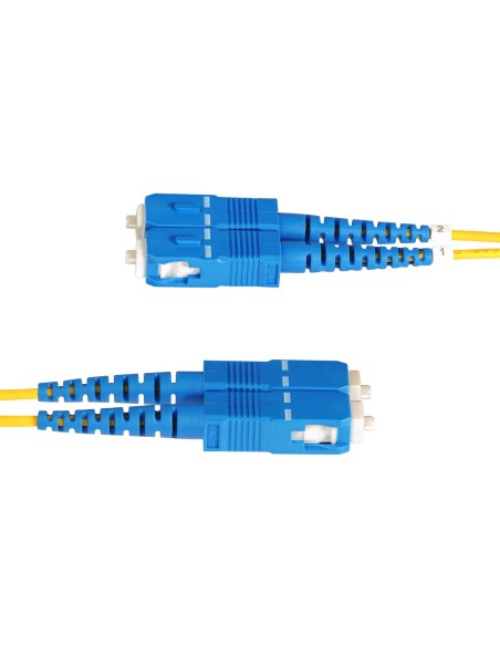StarTech.com Cable de Fibra Óptica LC a SC (UPC) OS2 Monomodo 9 125µm 100G LSZH Dúplex de 2m - Low Insertion Loss - Resistente