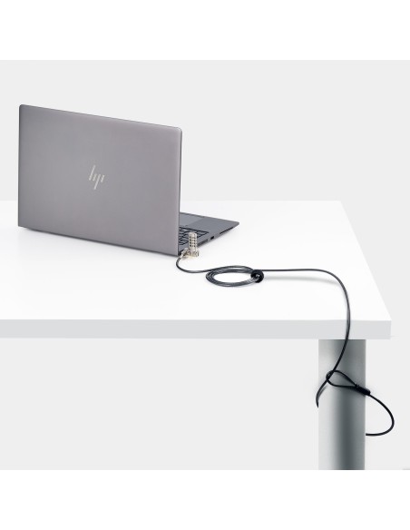 StarTech.com Cable de 2m Universal de Seguridad para Portátiles - Cable con Candado para Portátiles Compatible con Noble