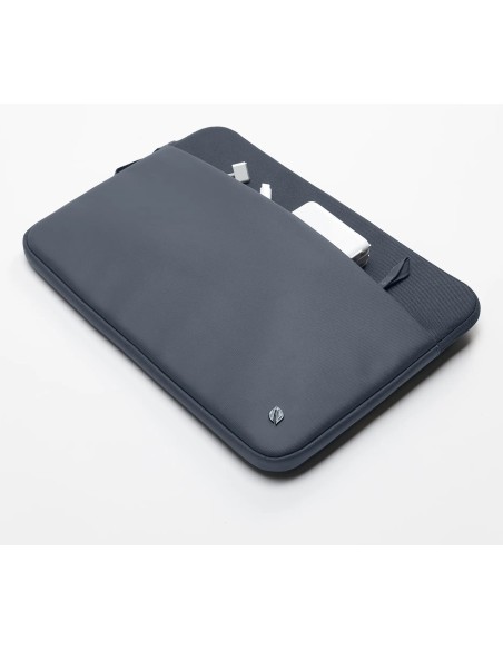 Incase ARC Funda para con ReSpun 100 % poliéster reciclado para portátil de 16 pulgadas (M1-M4, 2021-2024)