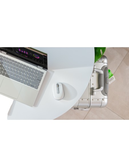 Logitech 910-006930 ratón Oficina mano derecha RF Wireless + Bluetooth Laser 8000 DPI