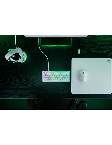 Razer RZ03-04981700-R3M1 teclado Juego USB QWERTY Inglés internacional Blanco