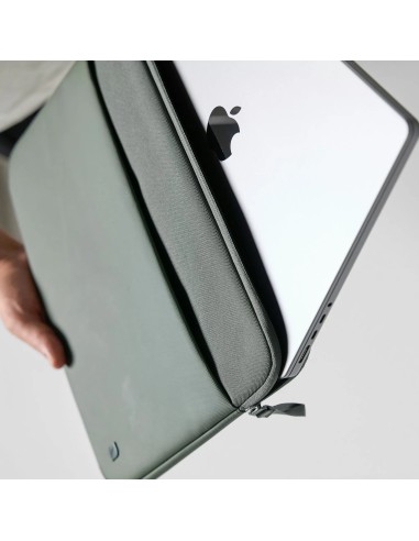 Incase ARC Funda para con ReSpun 100 % poliéster reciclado para portátil de 16 pulgadas (M1-M4, 2021-2024)