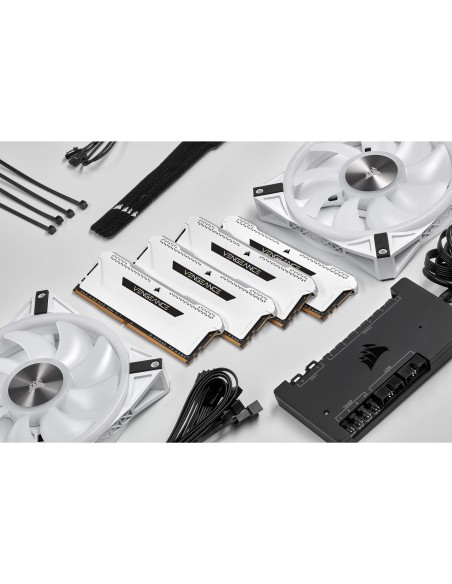 Corsair Vengeance RGB Pro módulo de memoria 32 GB 2 x 16 GB DDR4