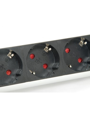 Equip 333304 unidad de distribución de energía (PDU) 3 salidas AC Negro, Plata