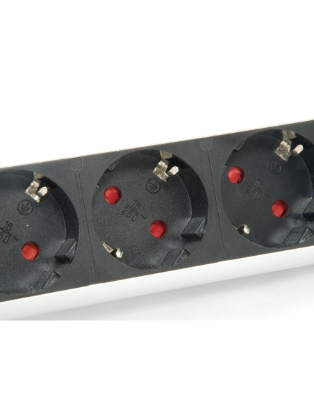 Equip 333304 unidad de distribución de energía (PDU) 3 salidas AC Negro, Plata