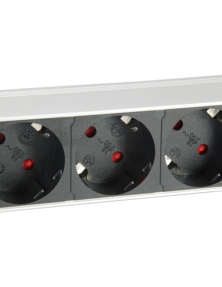 Equip 333309 base múltiple 1,8 m 7 salidas AC Interior Negro, Blanco